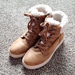 B-52 Women's size 8 boots